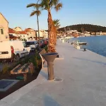 Surya Apartamento *