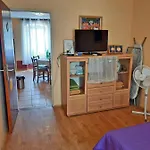 Surya Apartment *