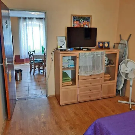 Surya Apartment *